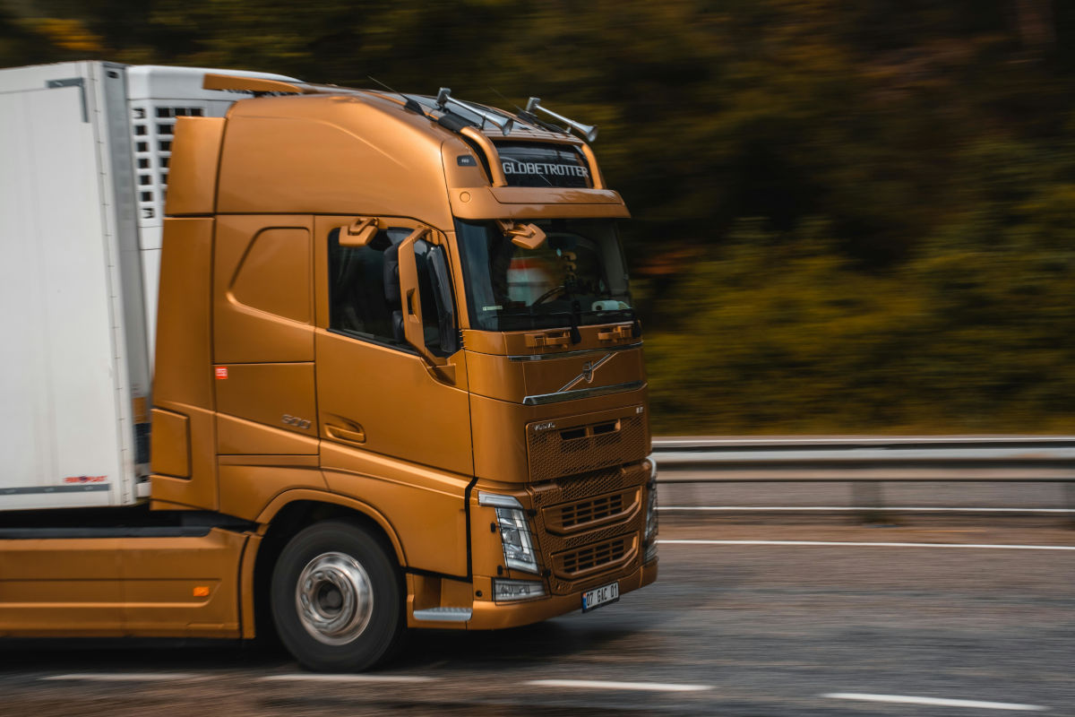 transportes nacional internacional agencia logistica palets paquetes
